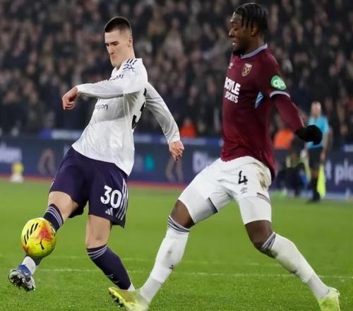 马丁内利建,功内托制胜,阿森纳切尔,完美体育,完美体育app,完美体育官网,完美体育下载,完美体育入口